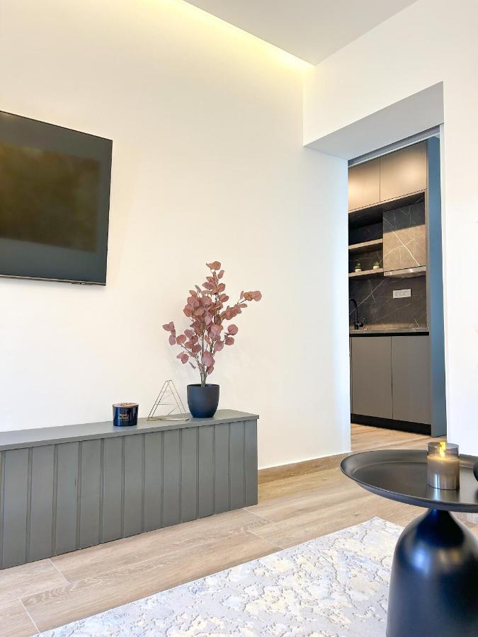 Apartments Saraden 沃迪切 外观 照片